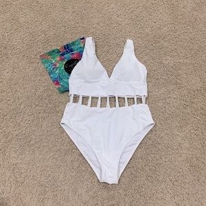 Cupshe White Swimsuit
